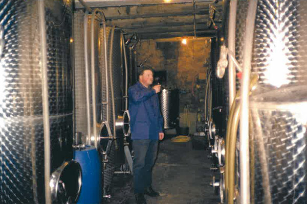 Der Grundstein unseres Weinguts ist gelegt